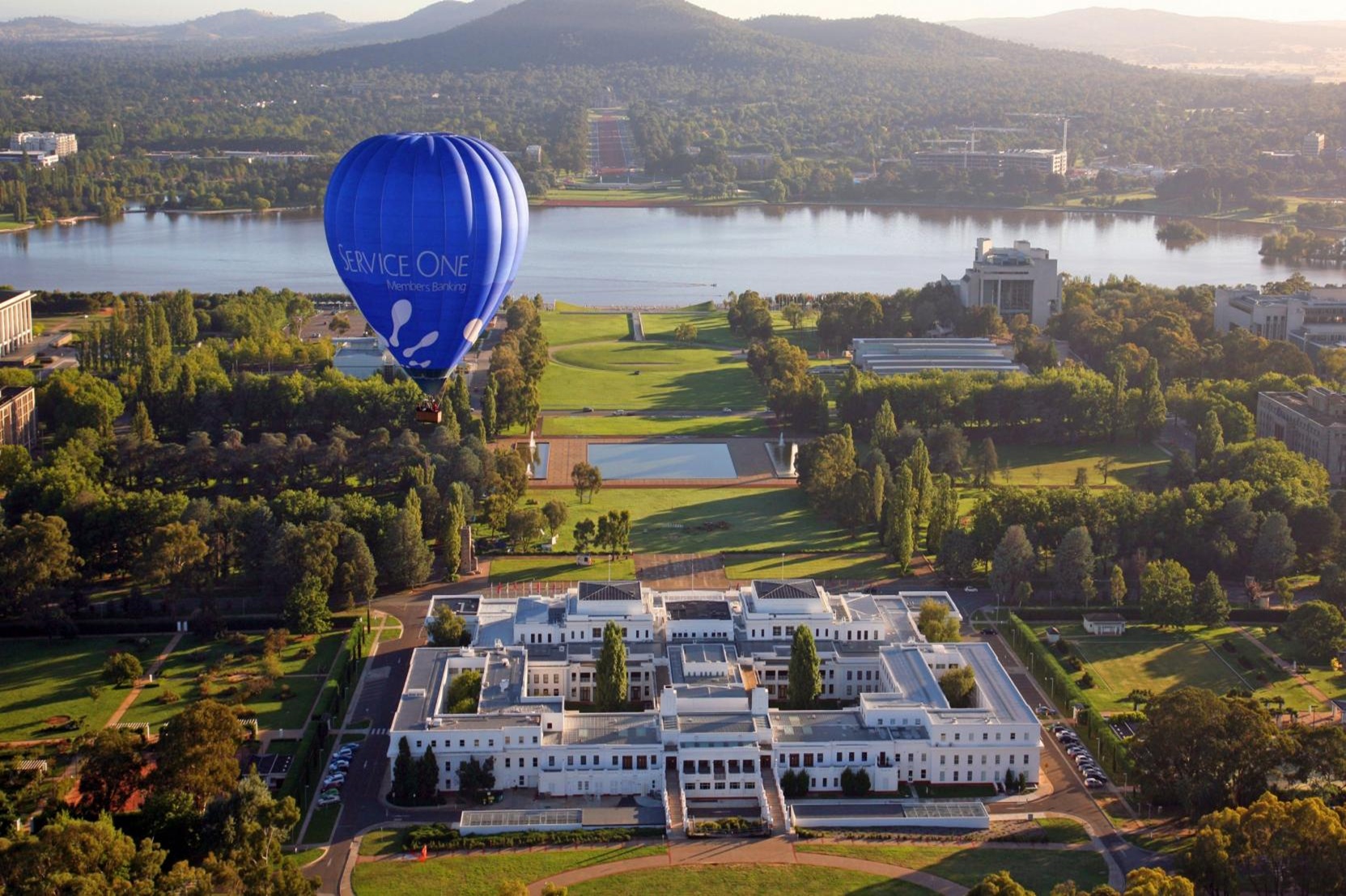 Canberra, thủ đô xinh đẹp của nước Úc