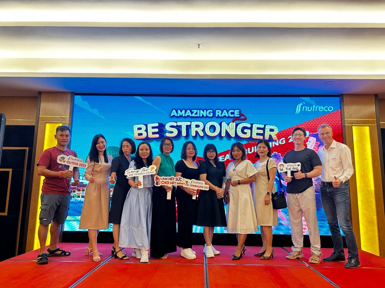 nutreco-gala-dinner-vui-nhon-gan-ket-kibitravel