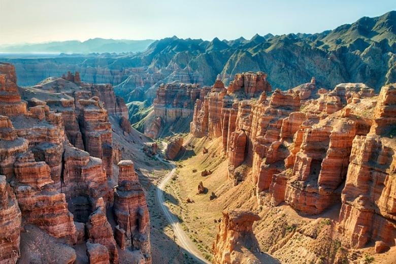 CON ĐƯỜNG TƠ LỤA: Hà Nội/Sài Gòn- Nha Trang- Kazakhstan- Kyrgyzstan